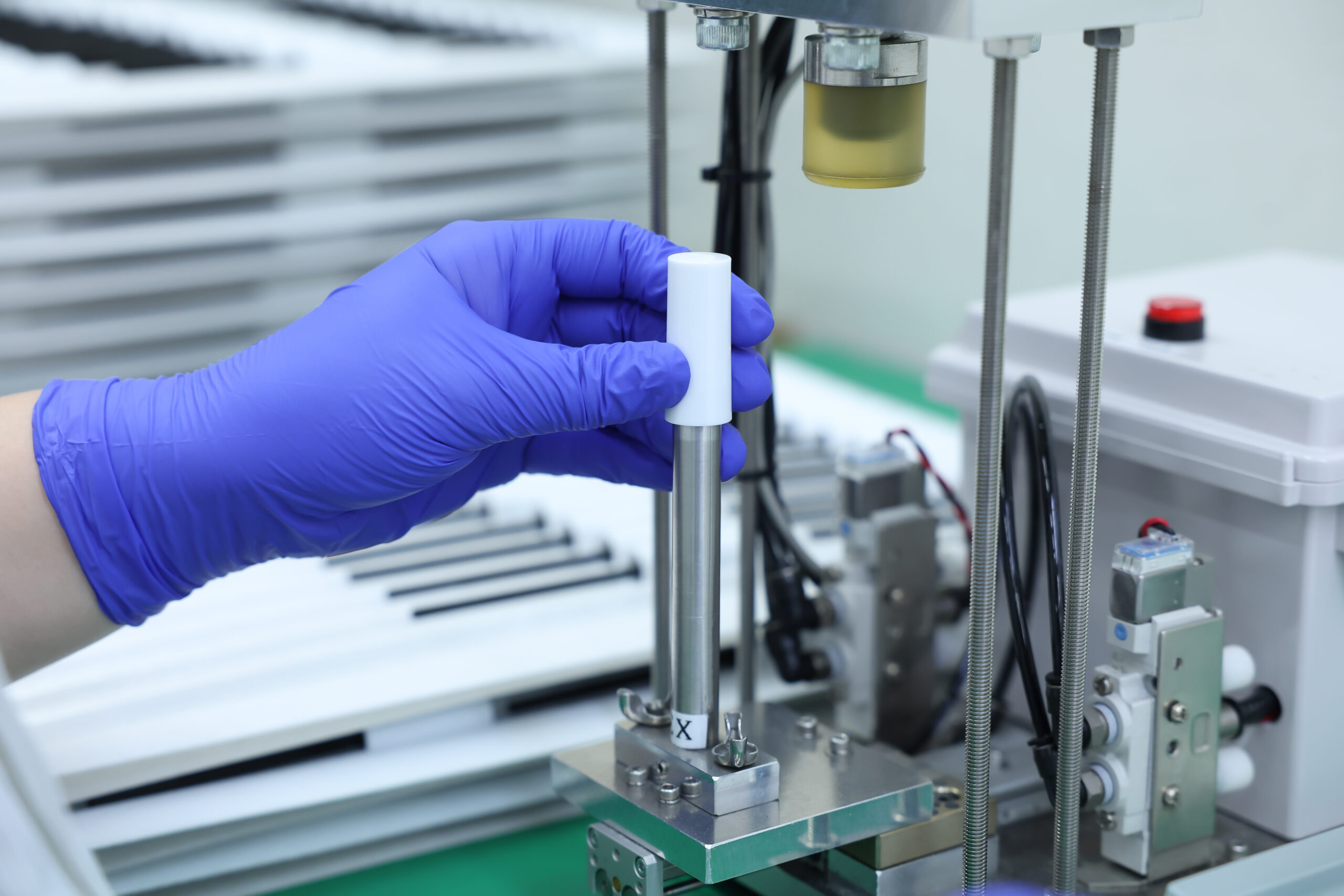 職人さんの指先